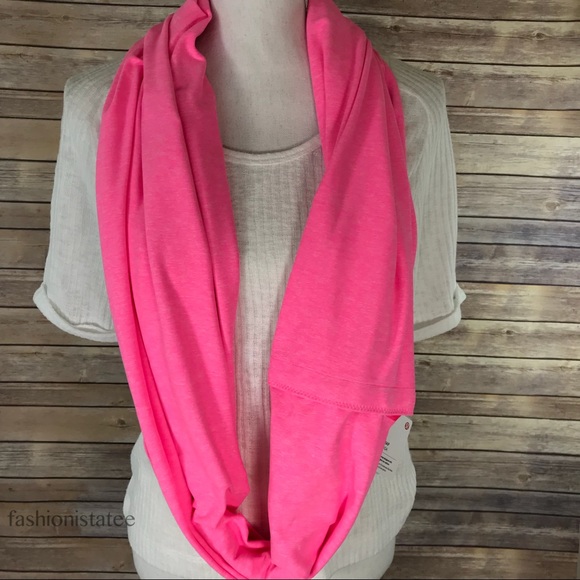 NWT LULULEMON VINYASA WRAP WITH ARMHOLES PINK - Picture 2 of 8